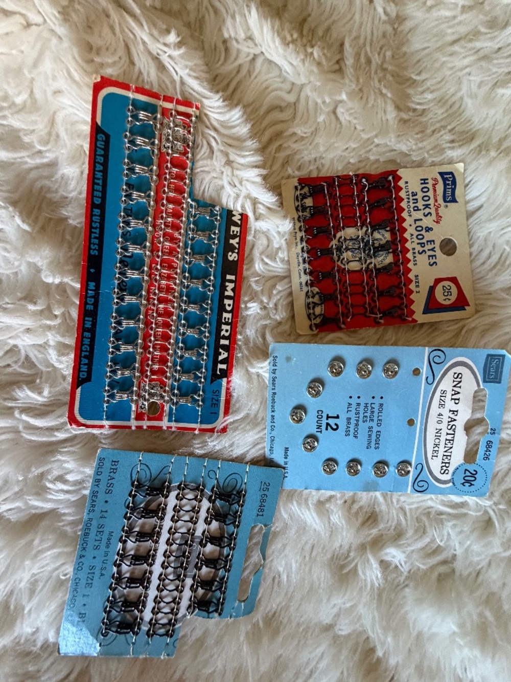 Vintage sewing notions - fasteners (snaps, hook and eye) lot of 4